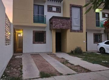 Casa de 3 habitaciones, Ahome · Casa en Renta Fracc Viñedos