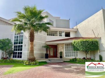 Casa en condominio de 3 habitaciones, Coyoacán · Hermosa Casa en Venta con Doble Seguridad Oportunidad Unica