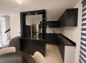 Casa en condominio · 93m² · 1 Estacionamiento · Casa en Condominio en Barrio San Francisco con 3 Recs y 3 Baños