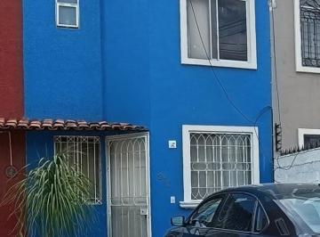 Casa de 3 habitaciones, Zapopan · Se Renta Casa en Colonia Real Santa Margarita en Zapopan