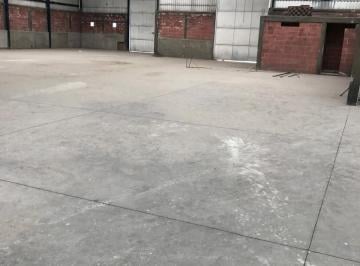 Bodega comercial de 1 habitación, El Marqués · Venta de Bodega de 777 m² a Una Calle de La Autopista Mexico Queretaro