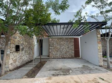 Casa · 180m² · 2 Recámaras · 2 Estacionamientos · Townhouse en Renta de 2 Recámaras con Piscina en Temozón Nte. Mérida, Yuc. - (4)