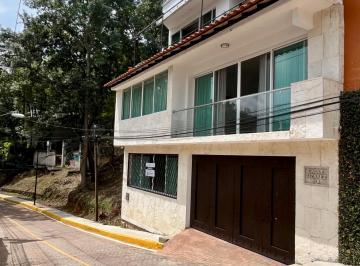 Casa · 800m² · 3 Recámaras · 1 Estacionamiento · Casa en Renta - (4)