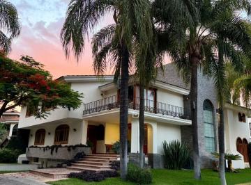 Casa de 3 habitaciones, Zapopan · Casa Contemporánea Súper Amplia en Valle Real