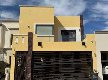 Casa · 211m² · 3 Recámaras · Casa en Venta en Corceles Residencial