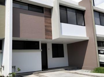 Casa de 3 habitaciones, Tlajomulco de Zúñiga · Casa en Renta en Alberí Junto Bosque Cedros Bosques de Santa Anita