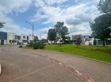 acb7ee957f01d4cd31e61e2c33417e2384ce639ec43adb6c9799e388f6801864 · Terrenos en Venta en Olivar Altozano, Morelia, Michoacán.