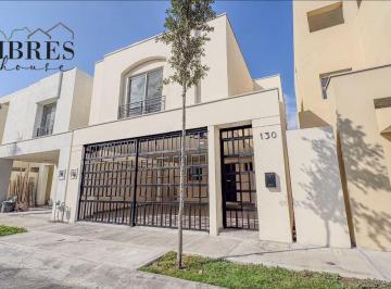Casa de 3 habitaciones, Apodaca · Casa en Renta Totalmente Amueblada y Equipada en Bosque Alto, Av Concordia. Apodaca, Nuevo León