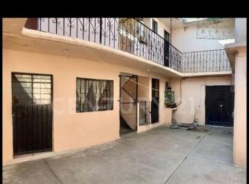 Casa de 3 habitaciones, Chimalhuacán · Casa Sola con Salida a Dos Calles y Dos Locales