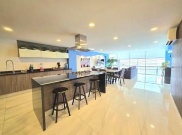 Departamento de 2 habitaciones, Guadalajara · Amplio Departamento a 2 Cuadras del Hotel Riu / Edificio Exclusivo Para Airbnb
