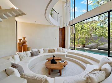 Villa · 817m² · 5 Recámaras · 6 Estacionamientos · Impresionante Villa de 5 Recámaras en Excelente Ubicación – Amplia y de Diseño Increíble