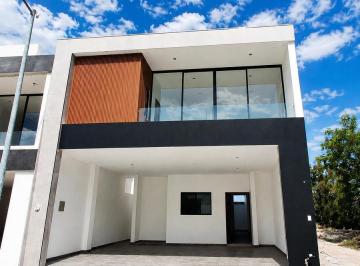 Casa · 265m² · 3 Recámaras · 2 Estacionamientos · Casa en Venta en Santoral, García