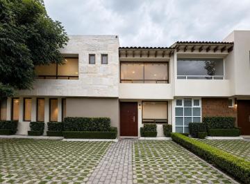 Casa en condominio · 234m² · 3 Recámaras · 2 Estacionamientos · Casa en Venta en Calimaya Modelo Málaga