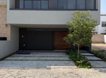 Casa en condominio · 238m² · 3 Recámaras · 1 Estacionamiento · Soare II Coto 1 Casa en Venta.