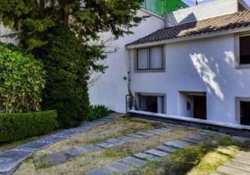 Casa · 216m² · 3 Recámaras · 3 Estacionamientos · Casa en Olivar de Los Padres