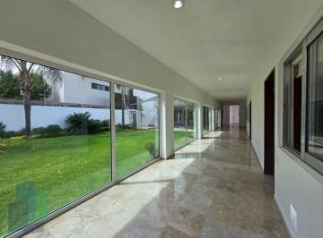 f099cb1dd5119cc43feb56a98220db3b7bbdc475a957176c320bc748a2e2598b · Venta Casa en Juriquilla, 1 Planta con Gran Jardín y Jacuzzi
