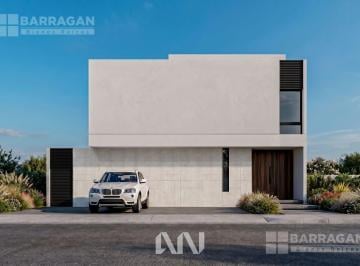 Casa · 350m² · 3 Recámaras · 3 Estacionamientos · Casa en Venta en Lomas del Campanario Norte, Condominio San Lucas