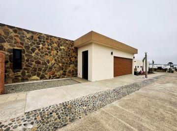 6ba7bdf02035f766fbcbf56783c6309fd669c041fb891b29a9c442bd4d088f09 · Casa Nueva en Venta en Punta Piedra, Rosarito | 249 m² | 3 Recámaras | Acceso Pr