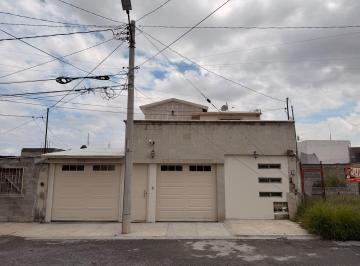 Casa · 200m² · 3 Recámaras · 3 Estacionamientos · Casa en Renta, Sendero Sur, Colonia Periodistas