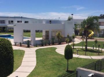 Casa en condominio · 111m² · 3 Recámaras · 2 Estacionamientos · Querétaro Renta de Casa a La Entrada de Paseos del Bosque