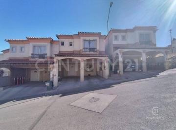 Casa · 189m² · 3 Recámaras · Casa en Renta en Puerta del Valle, Chihuahua, Chih.