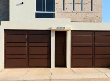 Casa de 4 habitaciones, Tepatitlán de Morelos · Casa en Venta Puerta del Bosque Tepatitlan