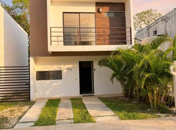 Casa de 3 habitaciones, Othón P. Blanco · Casa en Renta Residencial Bahia