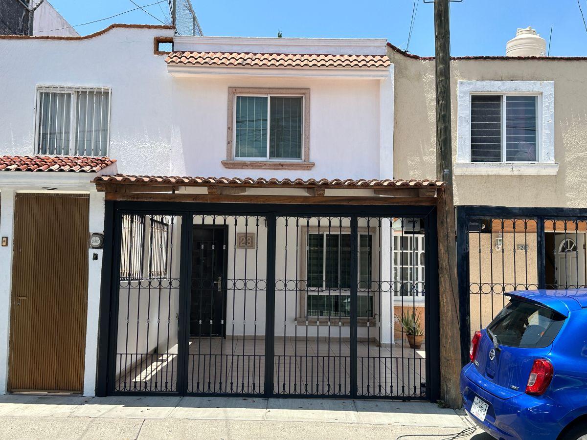 Casa en Renta en Parques Tepeyac Zapopan