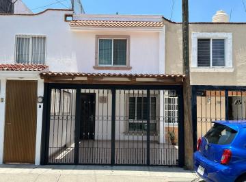 Casa de 2 habitaciones, Zapopan · Casa en Renta en Parques Tepeyac Zapopan