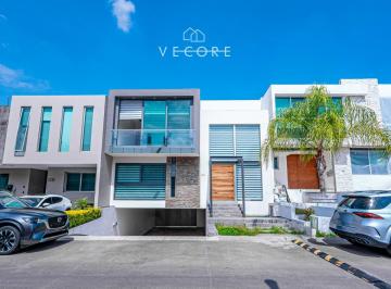 1 · Residencia en Venta, Villa Verona, Zapopan