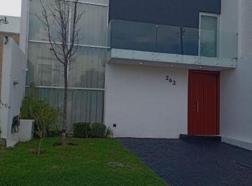 Casa de 3 habitaciones, Zapopan · Casa en Venta Coto Zanthe, Solares