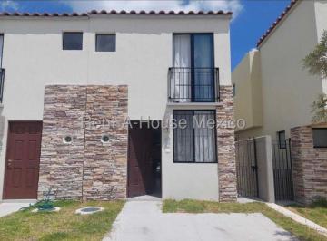 Casa en condominio de 2 habitaciones, El Marqués · Casa en Renta en Capital Sur. Coto Bruselas