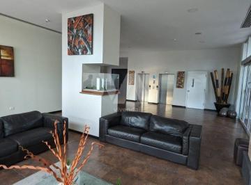 75d8163a4bab46ff4c7948cf268edd533b083b55e3de4018fda7a3e9c45334d3 · Departamento con Vistas Excepcionales Al Norte y Sur de La Ciudad en The House