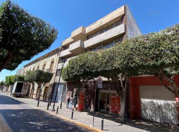Edificio · 2050m² · 10 Recámaras · 20 Estacionamientos · Edificio Comercial en Centro Histórico León Gto