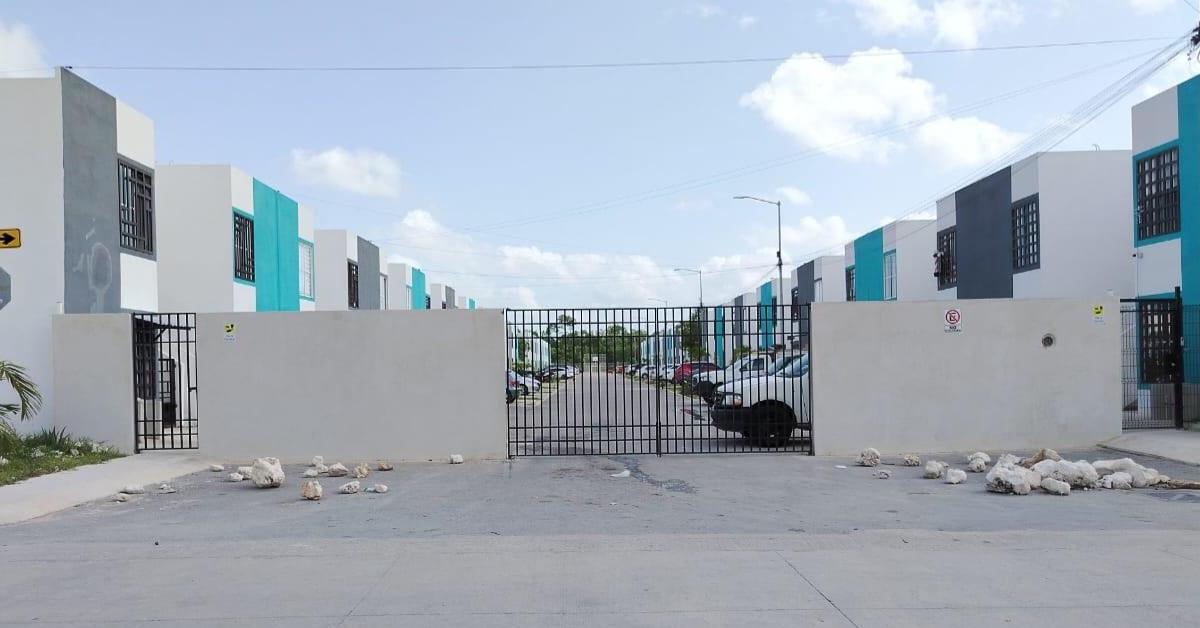 For Rent: Upper-Level Duplex House