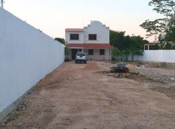 Terreno / Lote · 400m² · 3 Recámaras · 2 Estacionamientos · Terreno Comercial de 2000 con Casa en Av Colosio, Cancún