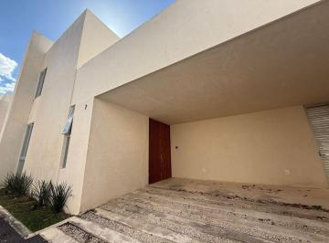 ee738bf2f932aa0a46cfeacd10af0a743da43631b3d75c5280f24c505c87b95e · Casa en Venta en Cholul Mérida, con Recámara en Planta Baja en Privada.