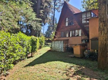 Casa en condominio de 3 habitaciones, Valle de Bravo · Cabaña en El Centro de Avandaro.
