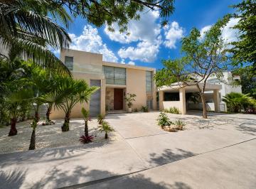 Casa de 3 habitaciones, Mérida · Casa en Renta Mérida Yucatán Country Club
