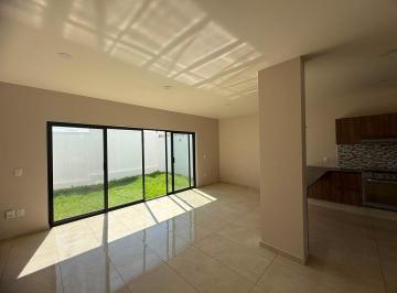 Casa de 3 habitaciones, Zapopan · Casa en Renta con 3 Recamaras en Pa y Cuarto de Estudio en Pb, Zapopan Norte