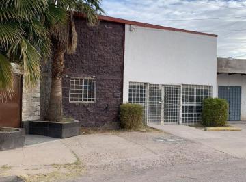 Bodega comercial , Chihuahua · Amplia Bodega en Renta! $15,000! en Zona Industrial Robinson
