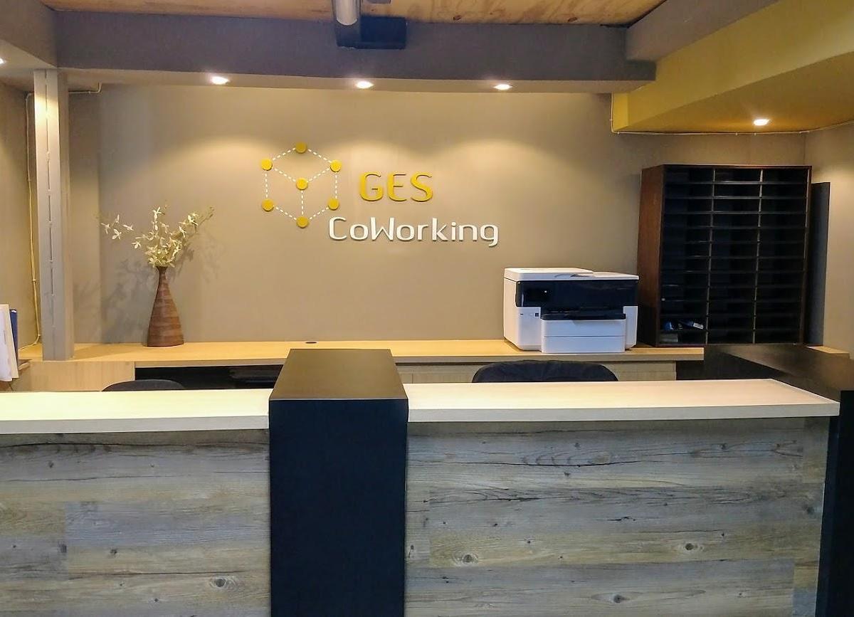 Office for Rent in Business Center