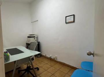 1 · Oficina en Renta en Los Bosques con Servicios Incluidos