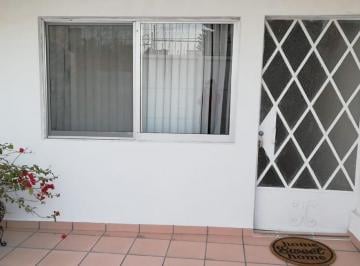 Casa de 1 habitación, Celaya · Se Renta Casa Pequeña Para Una Persona Francisco Juárez Celaya