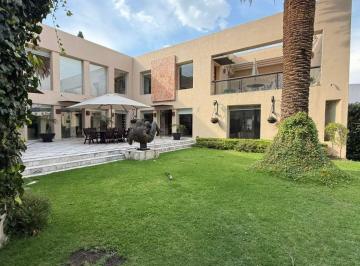Casa de 3 habitaciones, Huixquilucan · Casa en Venta en Lomas Country Club Dentro de Club de Golf Lomas Country