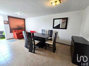 Casa · 75m² · 3 Recámaras · 1 Estacionamiento · En Renta Casa Semiamueblada con Hab Pb, Zona Cuautlancingo, Puebla.