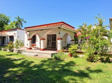 Casa de 2 habitaciones, Mazatlán · Casa en Venta en Fracc El Cid de un Piso Frente a Campo de Golf