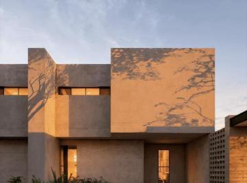 Casa · 152m² · 3 Recámaras · Casa Boutique con Alberca y Jardin en Venta en Cancun
