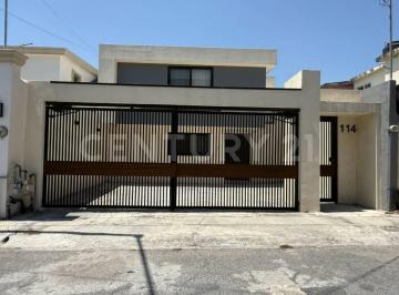 Casa · 160m² · 3 Recámaras · 2 Estacionamientos · Casa Moderna Equipada en Renta Cerca de Costco Sendero Divisorio San Nicolás Dlg