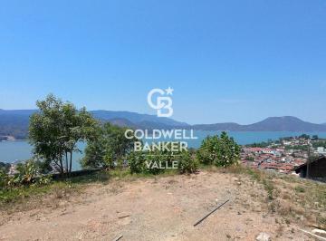 Terreno / Lote · 700m² · Terreno en Venta con Vista Al Lago